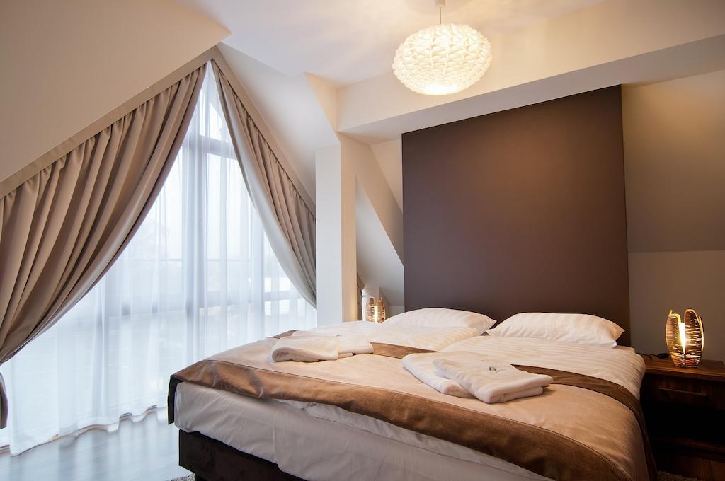 Hotel Dobry Klimat Шклярська Поремба Екстер'єр фото